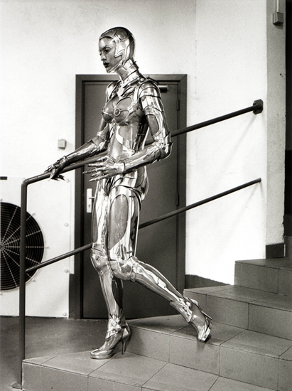 le corps robot descending Monte Carlo by Helmut Newton via artnet If 