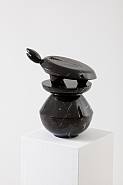 Max Ernst - La petite tortue (Sculptures) h: 31.5 x w: 27 x d: 20.5 cm / h: 12.4 x w: 10.6 x d: 8.1 in