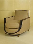 Émile Jacques Ruhlmann - Fauteuil en ébène / Armchair in Macassar ebony (Furniture) h: 72.5 cm / h: 28.5 in