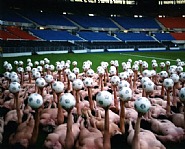 Spencer Tunick - Austria 16 (Ernst Happel Stadion, Kunsthalle Wien) (Photographs) h: 102 x w: 127 cm / h: 40.2 x w: 50 in