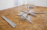 Untitled (graues Holz)