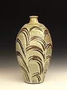 Bottle, nuka glaze with finger wiped decoration