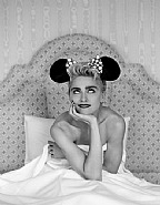 Herb Ritts - Madonna, Tokyo (Photographs) h: 16 x w: 20 in / h: 40.6 x w: 50.8 cm