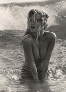 Claudia Schiffer, Malibu