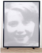 Christian Boltanski - Après (IV) (Photographs) h: 240 x w: 190 cm / h: 94.5 x w: 74.8 in