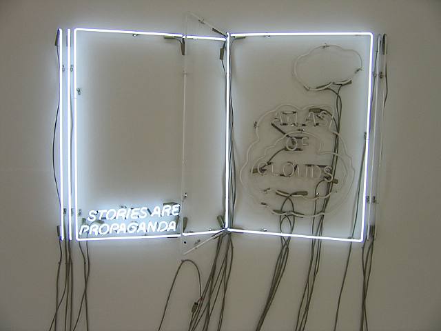  Philippe Parreno, Atlas of Clouds - Stories...