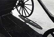 André Kertész - Aux Halles, Paris (Photographs)