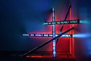Jenny Holzer - All Fall (Installations) h: 262.8 x w: 241.5 x d: 262.8 cm / h: 103.5 x w: 95.1 x d: 103.5 in