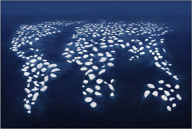 Pictures Of The World In Dubai. Andreas Gursky, Dubai World
