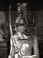 La fille au casque d’or / Girl in a golden helmet