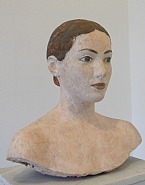 Mädchenbüste