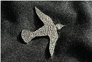 Kiki Smith - Large Bird in Flight Pin (Jewelry and Gemstones)