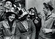 William Klein - St Patrick’s Day (Photographs) h: 12 x w: 14 in / h: 30.5 x w: 35.6 cm