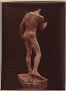 Handless, headless Pierre De Wiessant