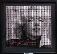 Marilyn Red Signature