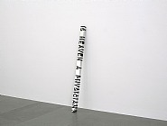 Roni Horn - Key and Cue, No. 1270 (Sculptures) h: 122 x w: 5 x d: 5 cm / h: 48 x w: 2 x d: 2 in