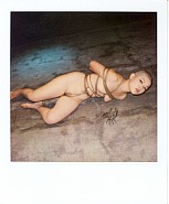 Nobuyoshi Araki - S/t (polaroïd) (Photographs) h: 10.7 x w: 8.8 cm / h: 4.2 x w: 3.5 in