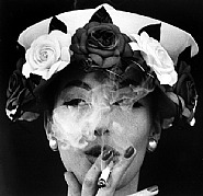 William Klein - Hat + 5 Roses, Paris (Vogue) (Photographs) h: 50 x w: 40 cm / h: 19.7 x w: 15.7 in