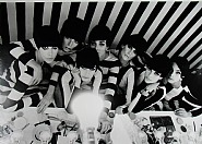 William Klein - Models backstage, film 'Who are you, Polly Magoo?' (Photographs) h: 15.8 x w: 19.6 in / h: 40.1 x w: 49.8 cm
