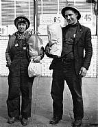 Dorothea Lange - Shipyard Workers, Richmond, CA (Photographs)