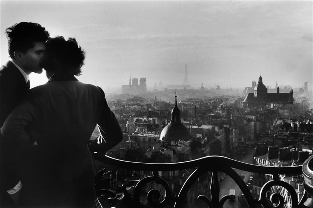 Les Amoureux de la Bastille, Paris by Willy Ronis on artnet Auctions