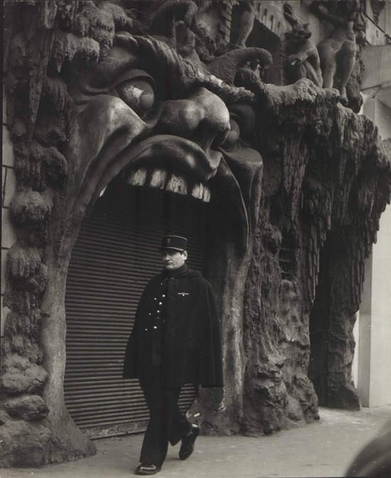 L'enfer boite de nuit, Place Pigalle, Paris by Robert Doisneau on Auctions L'enfer boite de nuit, Place Pigalle, Paris by Robert Doisneau on Auctions