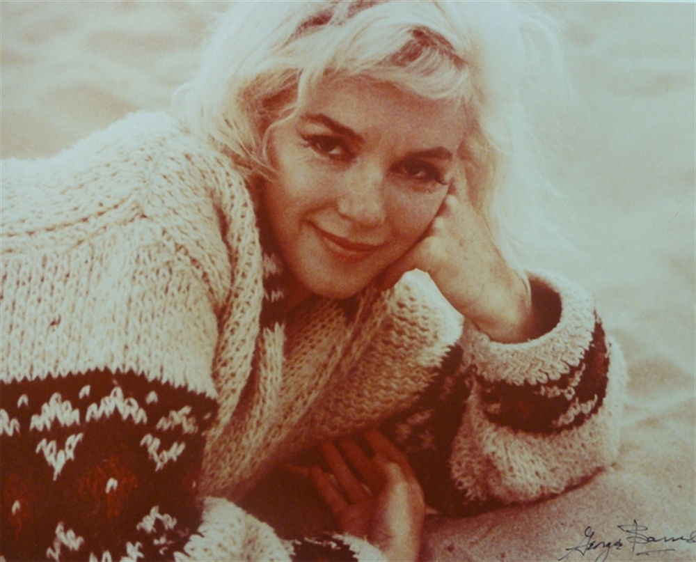 marilyn monroe in a sweater