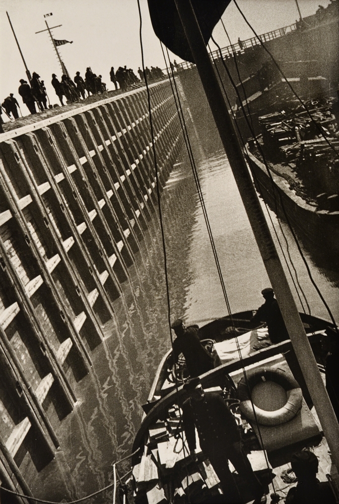 Canal de la mer Blanche (+ 2 others; 3 works) by Alexander Rodchenko on Auctions
