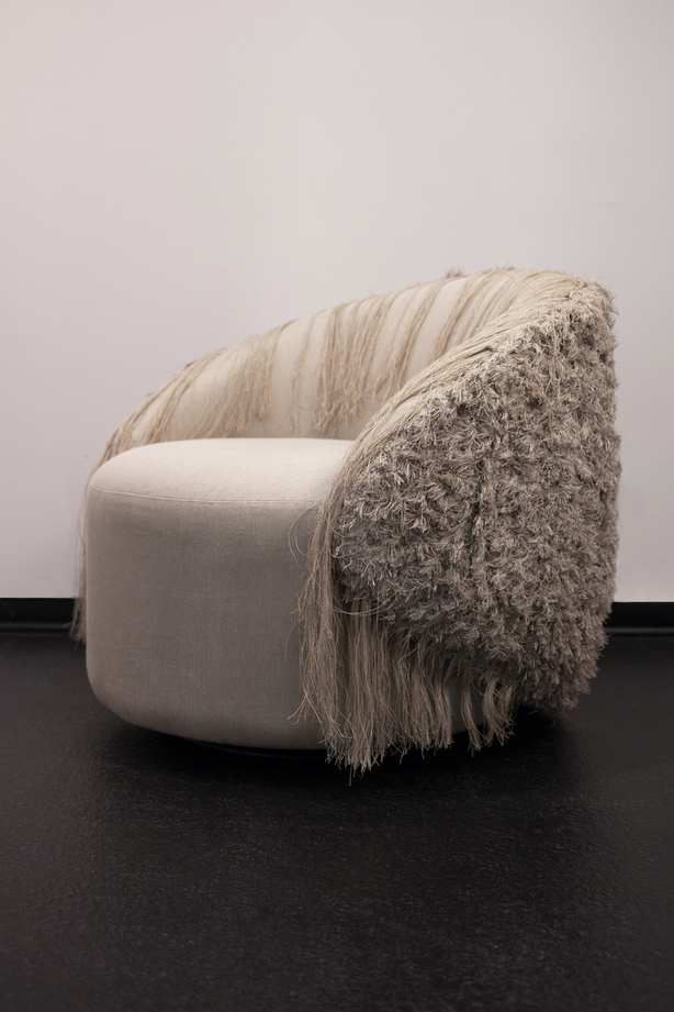 6.3 Armchair (Adriana Fortunato and Caterina Fumagalli with Ronald Scliar Sasson)