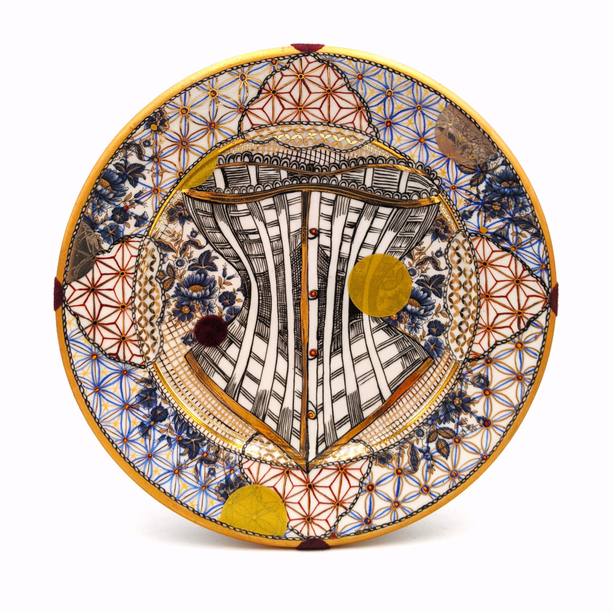 Corset Cake Plate | Wall Piece | Gold